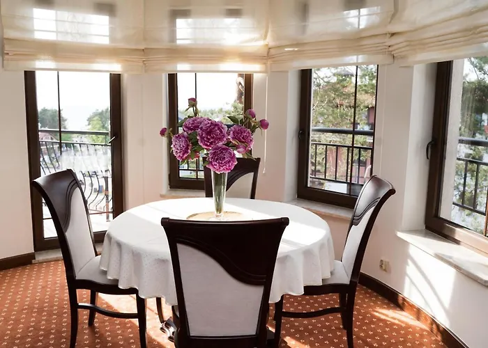 Daire Z Widokiem Na Morze *